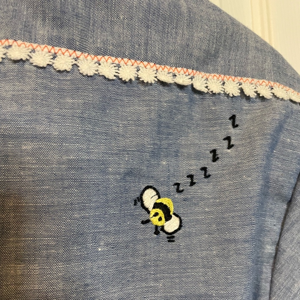 VTG blue chambray button down shirt embellished w/ lace & owl appliqué sz XL - Picture 7 of 8